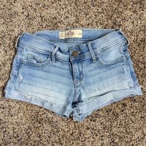 Hollister Light Blue Low Rise Y2K Jean Shorts